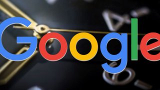 Comment Google détermine la date d'un contenu dans les SERP ?